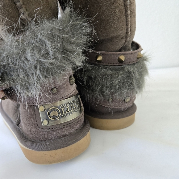 Australia Luxe Hatchet Short Boot Shearling Lining Size 9 in Brown - Picture 8 of 16